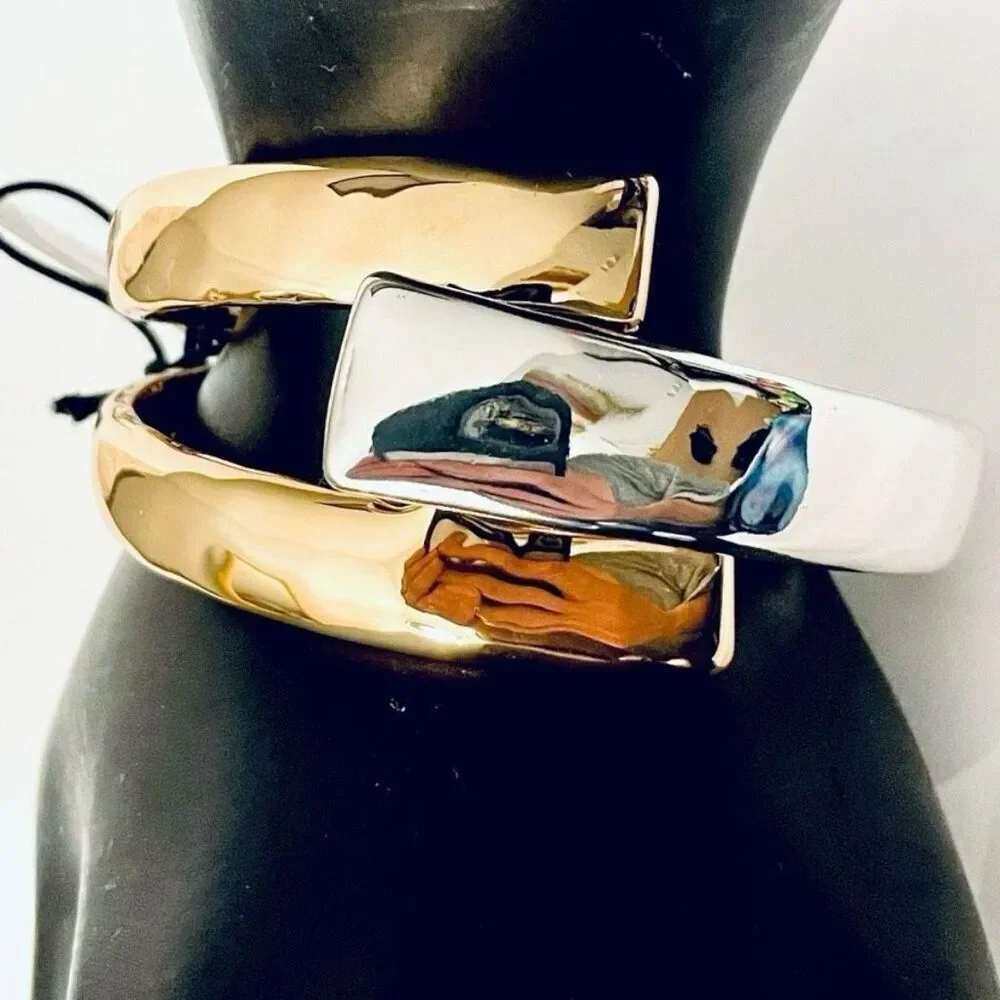 NWT Robert Lee Morris 2 Tone Gold/ Silver Criss Cross Cuff Hinge Bangle Bracelet